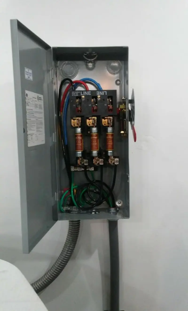Three-phase disconnect switch installed for Electrical Wiring & Rewiring in Creswell